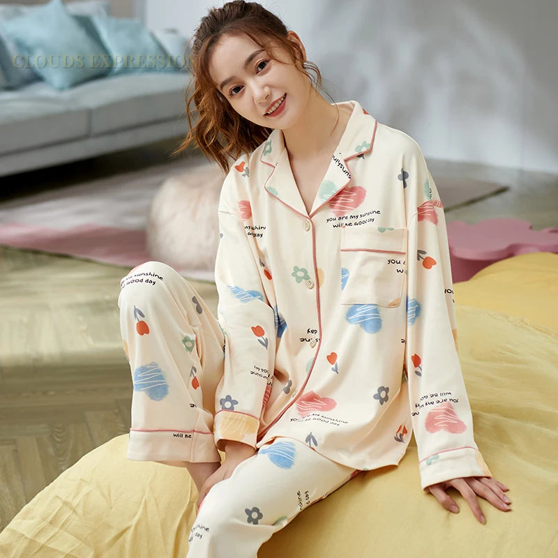 Pyjama Femme Manche Longue – Col Revers, Motif Carreaux, Confort Printanier