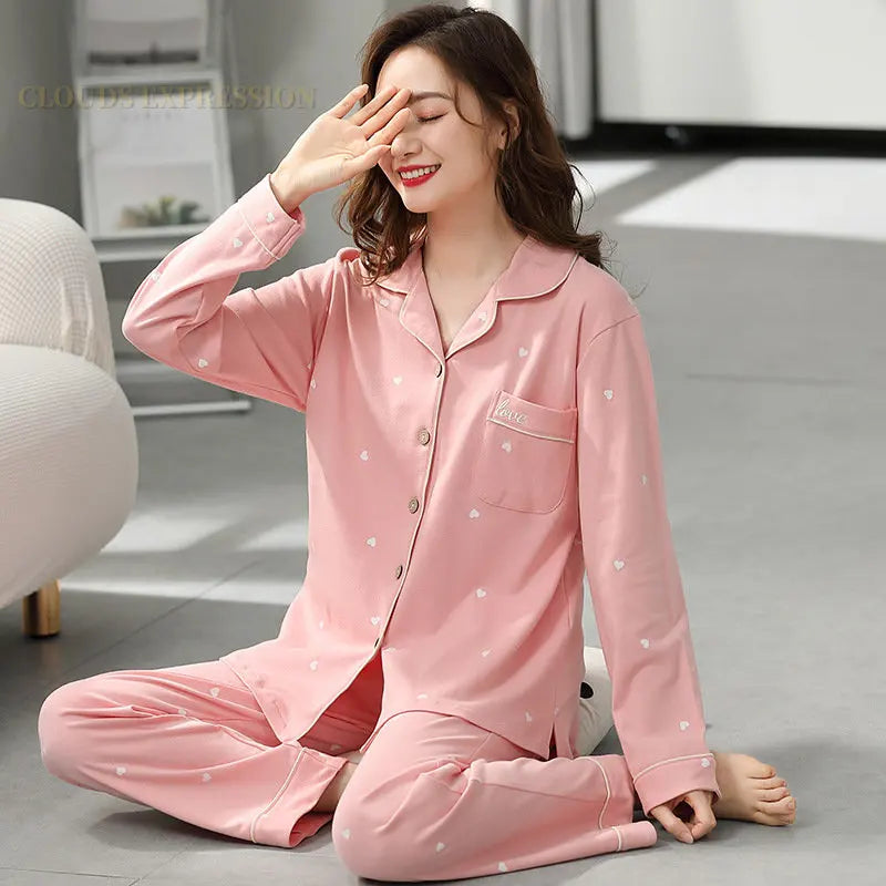 Pyjama Femme Manche Longue – Col Revers, Motif Carreaux, Confort Printanier