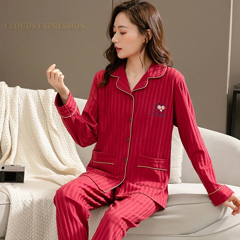 Pyjama Femme Manche Longue – Col Revers, Motif Carreaux, Confort Printanier