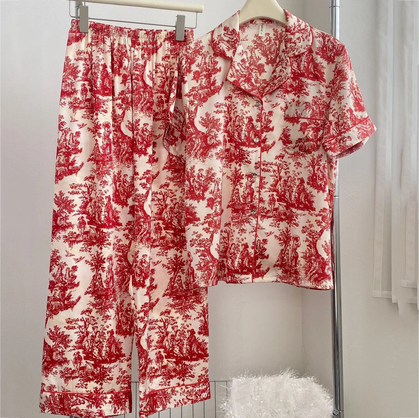 Pyjama Femme Satin & Rayon – Confortable, Sexy et Élégant