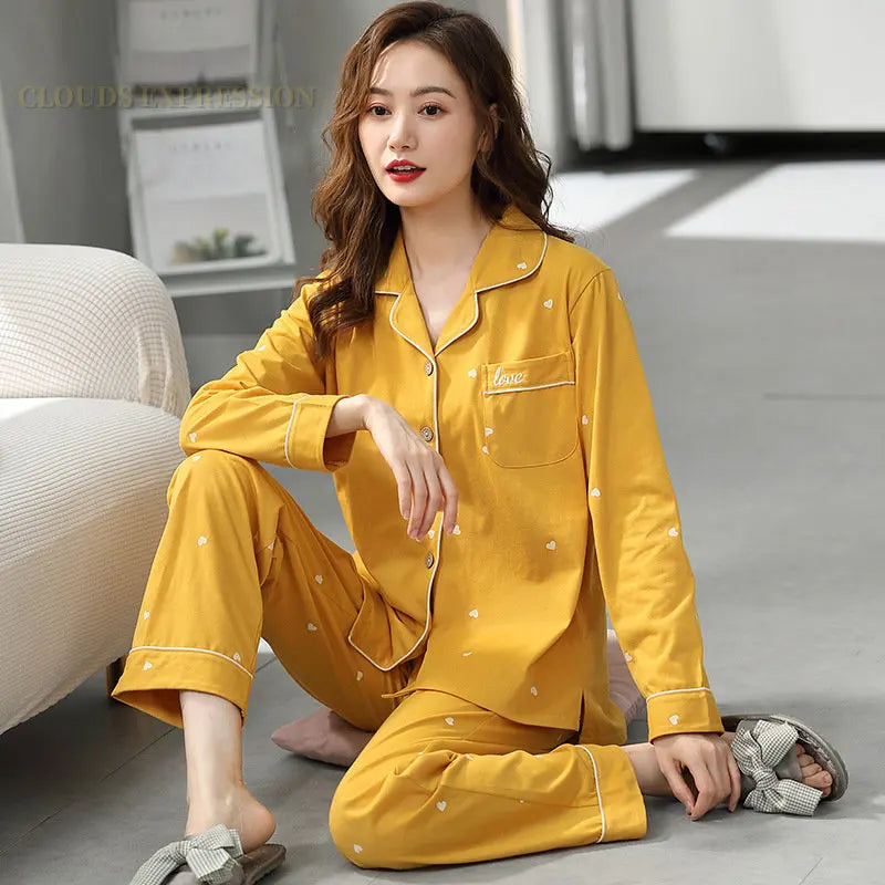 Pyjama Femme Manche Longue – Col Revers, Motif Carreaux, Confort Printanier